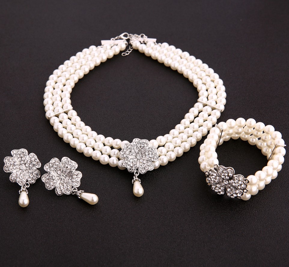 Audrey Hepburn Frühstück bei T – Women'S Accessories In The 1950S Bewertung und Preis