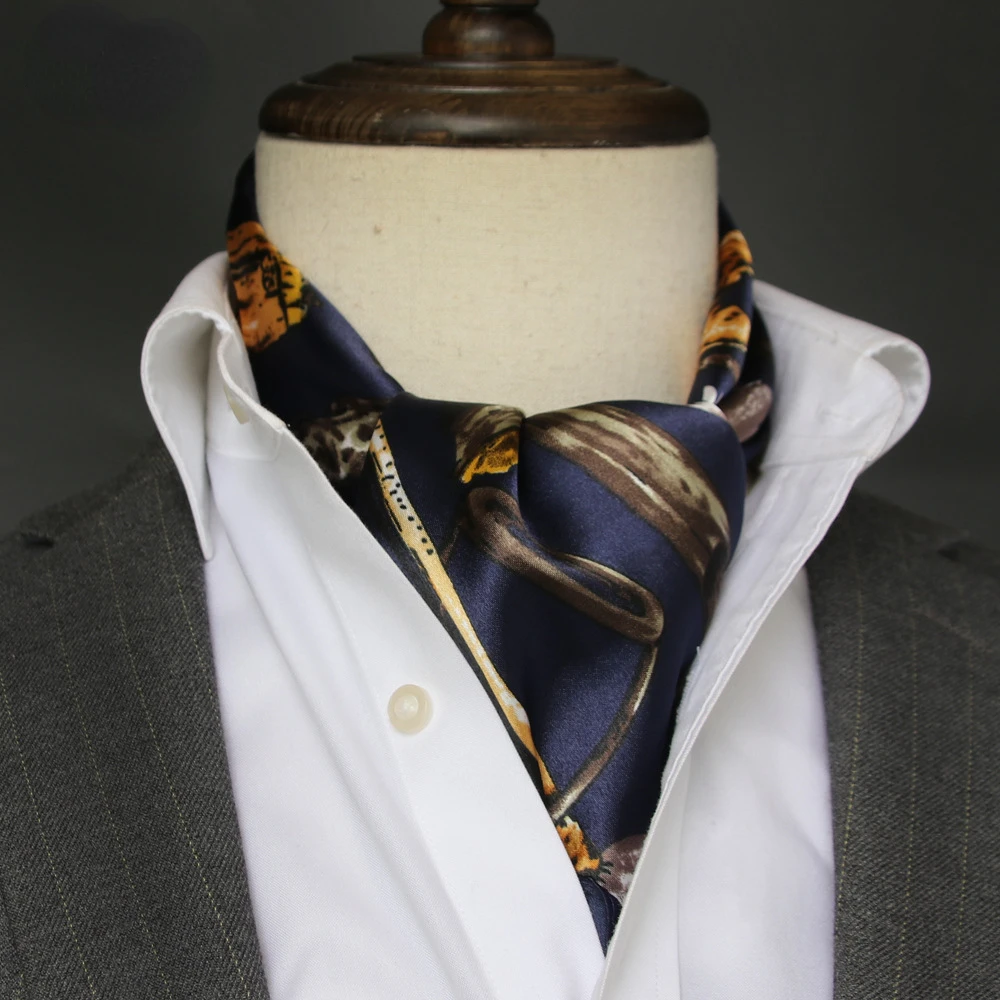 Britischer Herren-Seidenschal, – Silk Scarf Square Bewertung und Preis